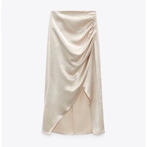 Zara Satin Effect Ruched Skirt (NWT)